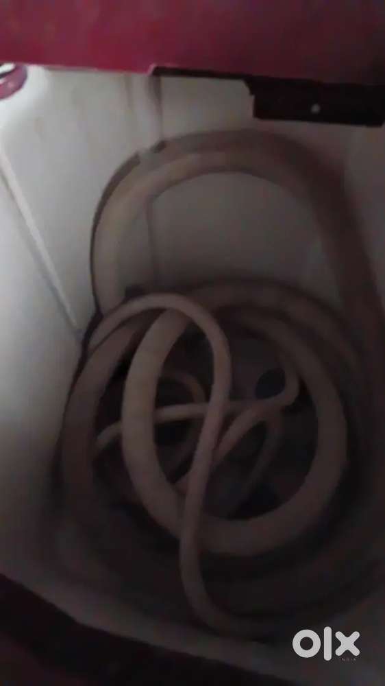 Semi automatic washing machine