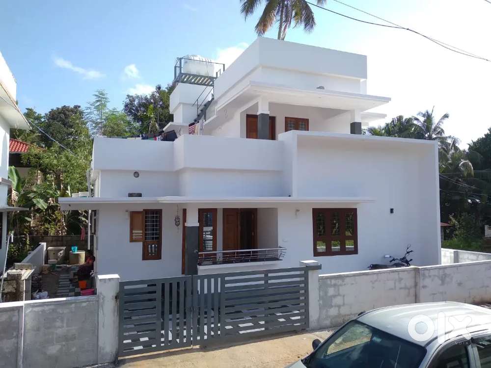 Ready to Move 3 BHK Villa for Sale Near Kolazhy TCR