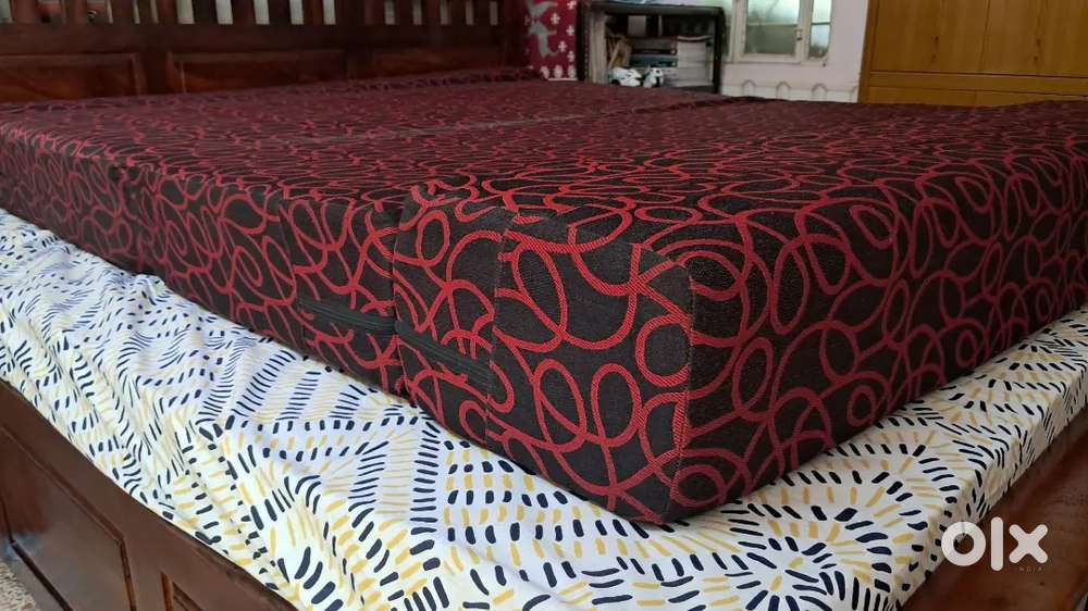 Sofa cum bed 5/6 feet