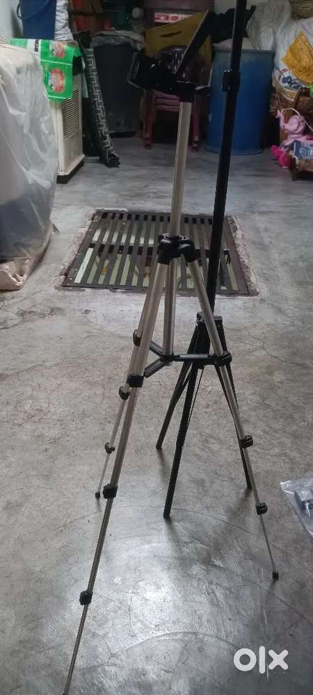 Camera stand