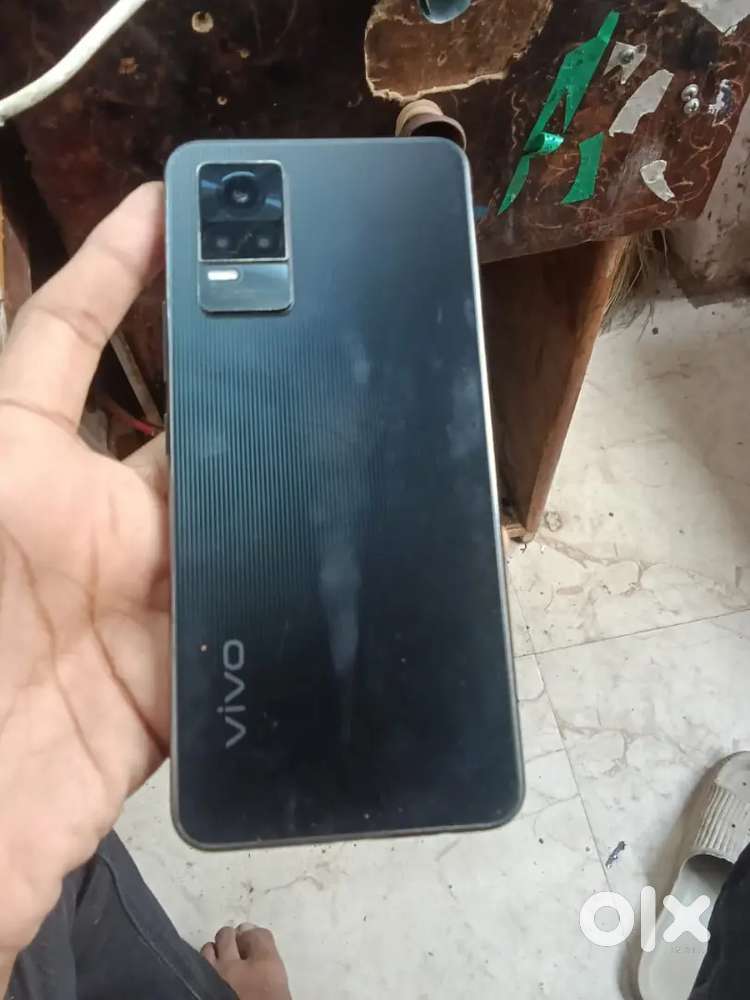 vivo y73 4G 8+ 128 gb abhi tak fone open nhi hua hai