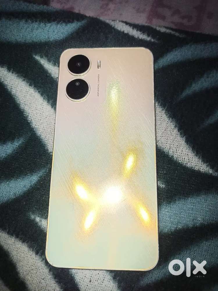 Vivo y 16  phone mein display Kone mein damage
