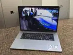 Apple Macbook Pro i7/16/512gb/5.5gb Graphics 15inch Retina Touchbar