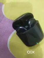 It is ear pods of Germany v12g34  good condition