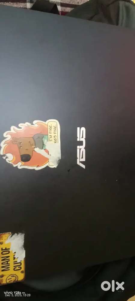ASUS expertbook 1 month old i3 13 gen 8gb RAM 2 gb nvdia grafics 500gb