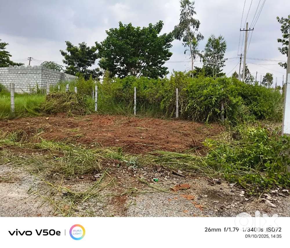 B a l a j i... layout h .. Meenakshi resorts