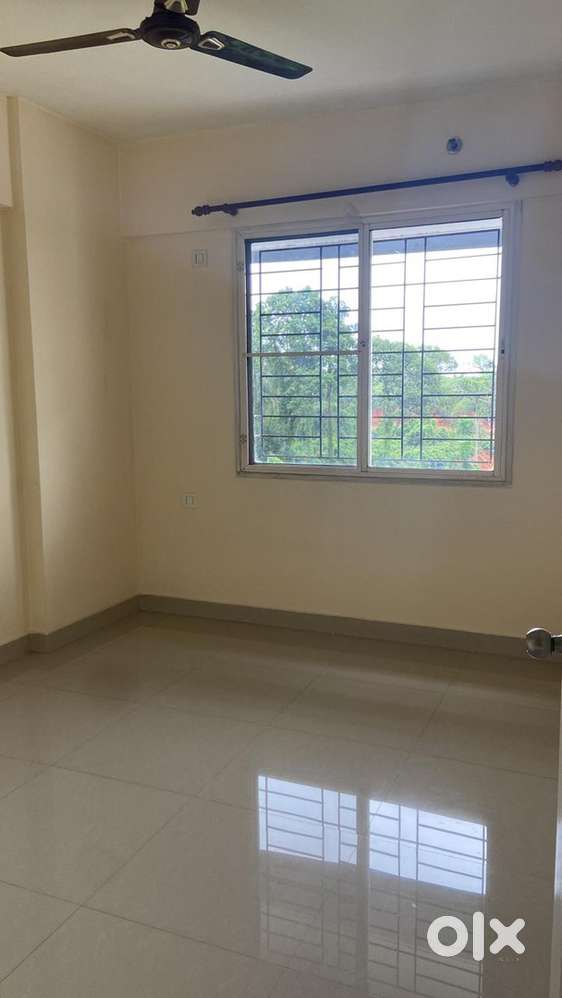 2BHK flat for sale in Pukkattupady