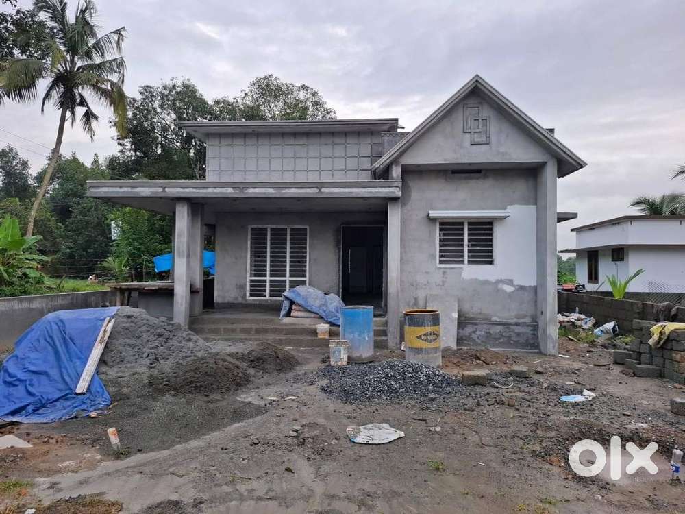 കുഴൽമന്ദം വിലക്കുറവിൽ 2BHK വില്ല വില്പനയ്ക്