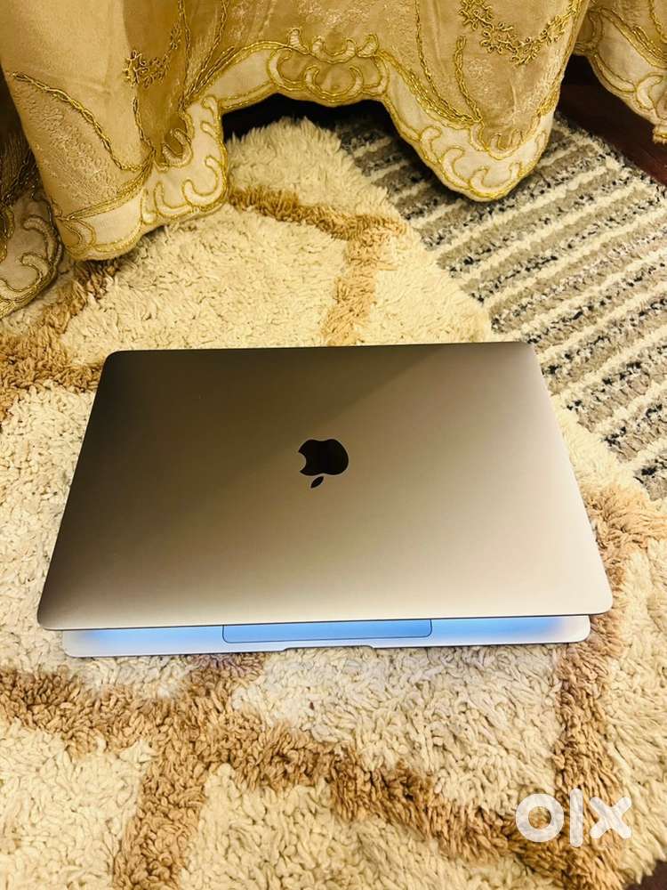 Apple Macbook Air M1 , 16gb ram 512ssd , in excellent condition