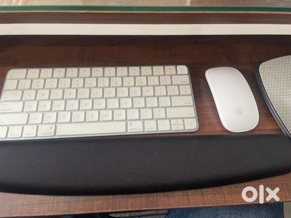 iMac 24 inch M3 under warranty bill box