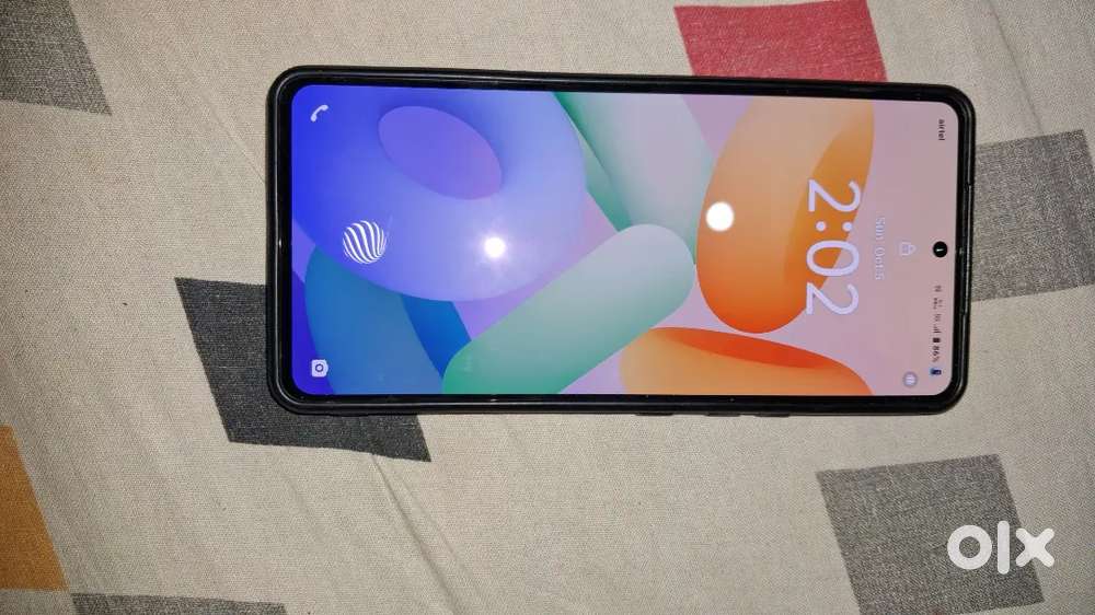 IQ00 11 5G, 8gb/256gb