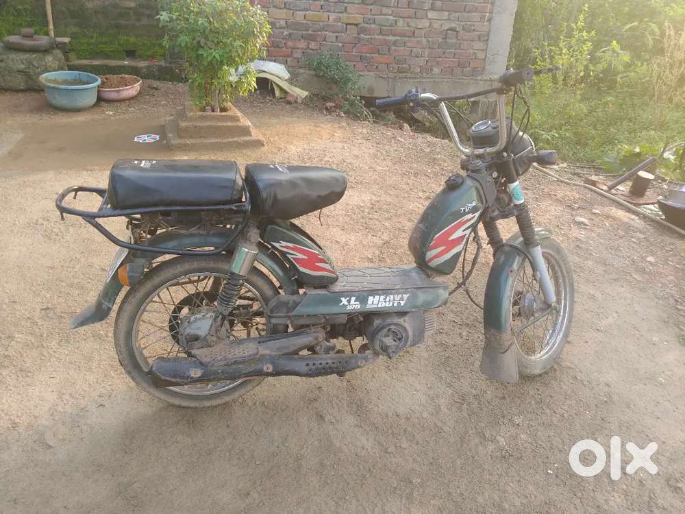 Hello dosto jisko bhi ye bike lena hai wo mujhse jaldi sampark kare