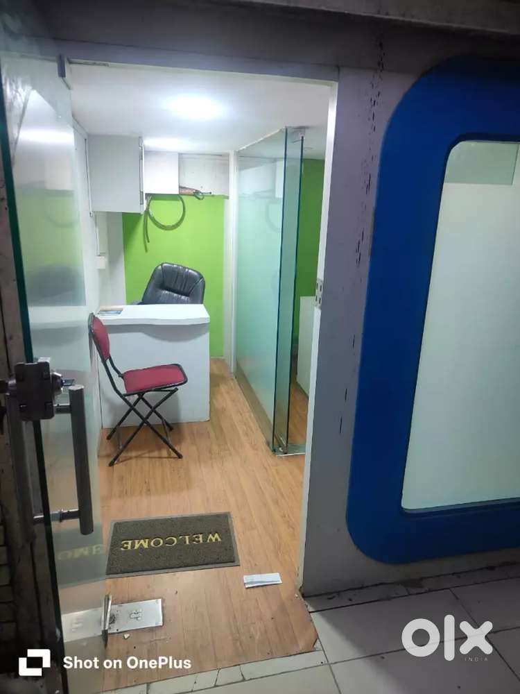 Fully furnished office for rent near Vashi station