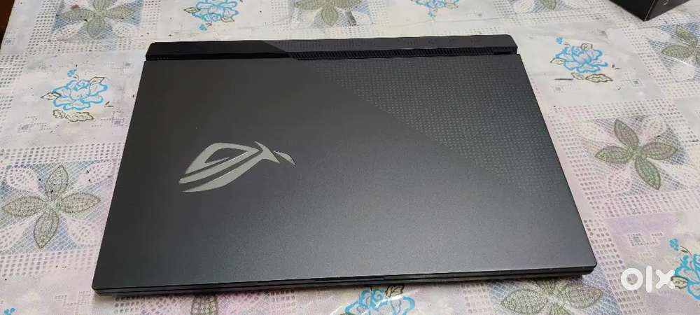 Asus ROG Gaming Laptop  15.6 Display  16GB RAM  1TB SSD
