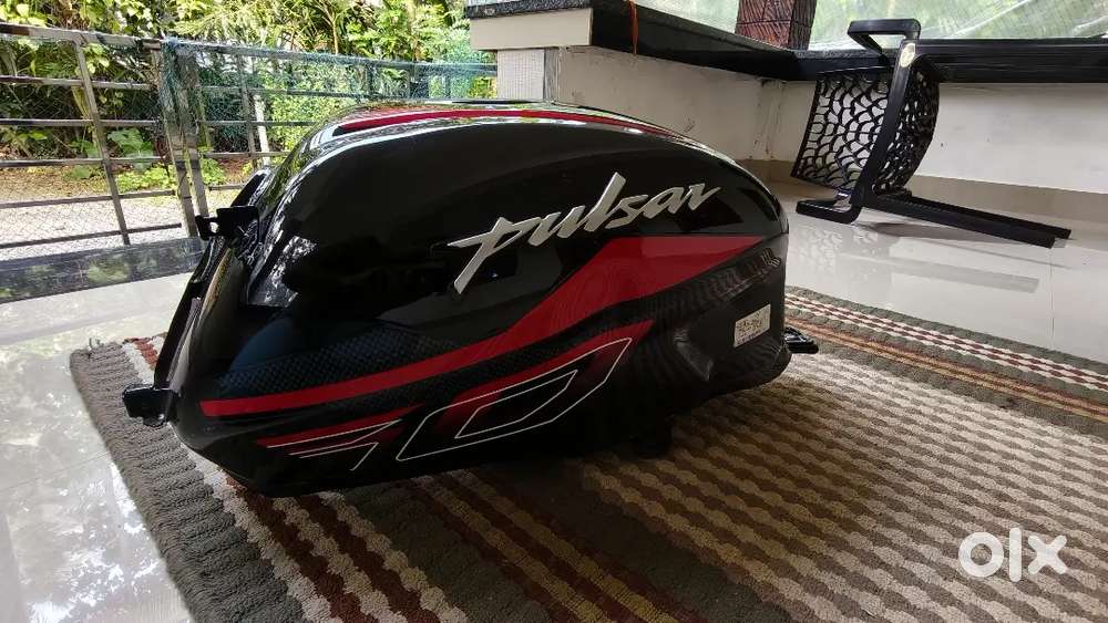Pulsar 150