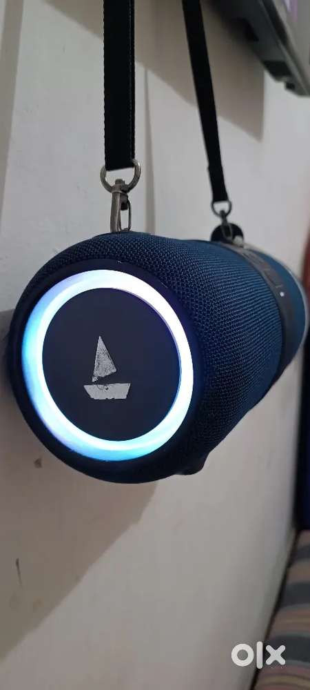 Boat stone 1200 for sale / Wireless speaker super Bass