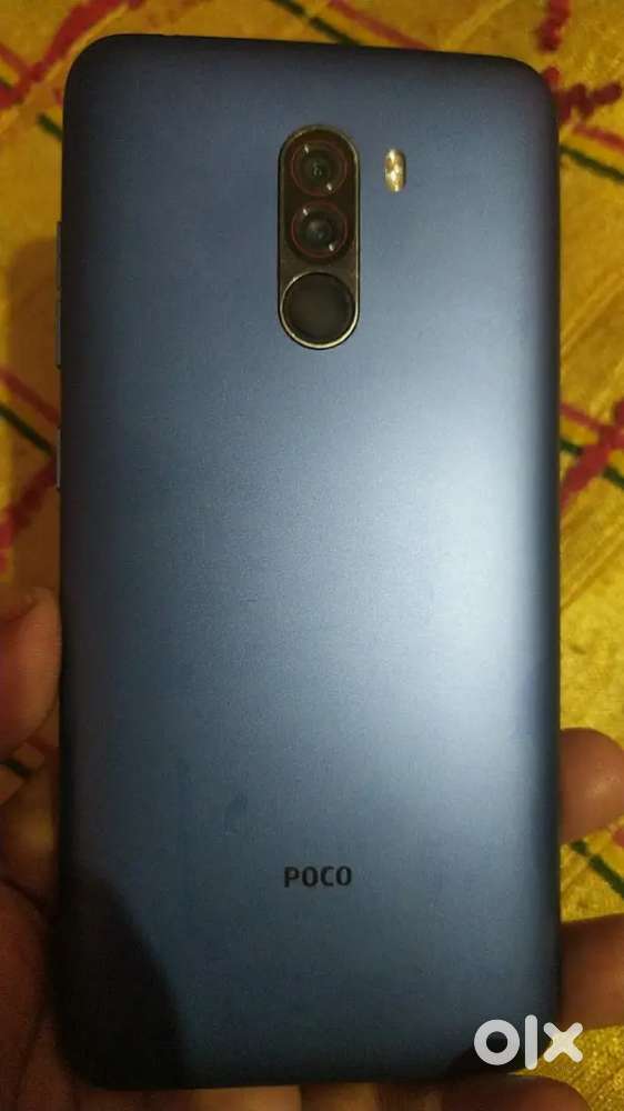 POCO F1 4/64