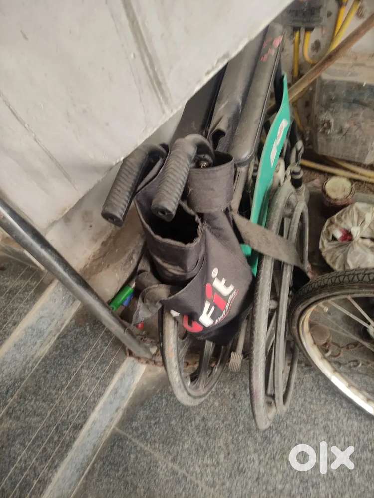 Wheel chair