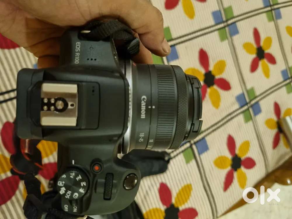 21 months old Canon R100 Mirrorless Camera (Black)