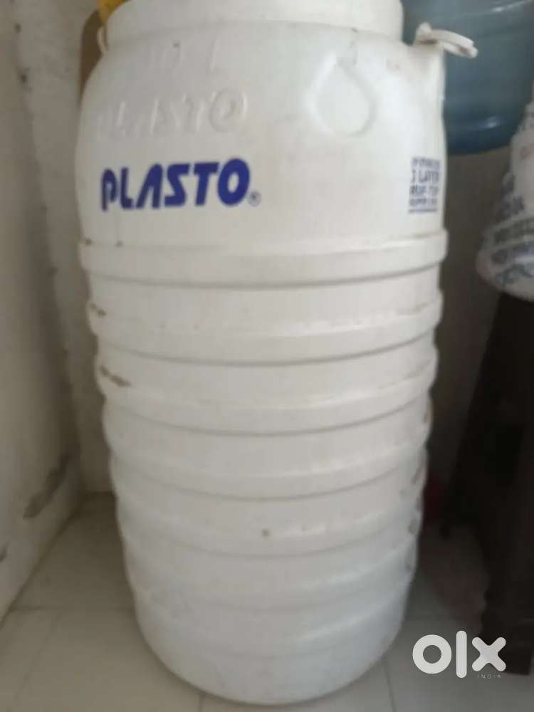 Water drum for drinking water