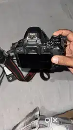 Canon 200d battery 2 hai lens 50mm ka 18mm charger hai
