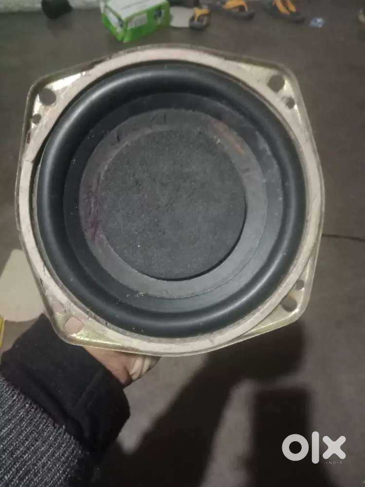 Subwoofer Very heavy magnet