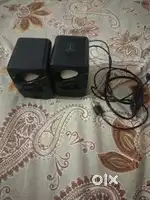 Quantum audio speakers, laptop