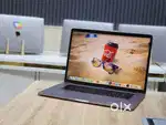 Apple Macbook Pro i7 32GB Ram 512GB Apple SSD 5.5gbGraphics Touchbar