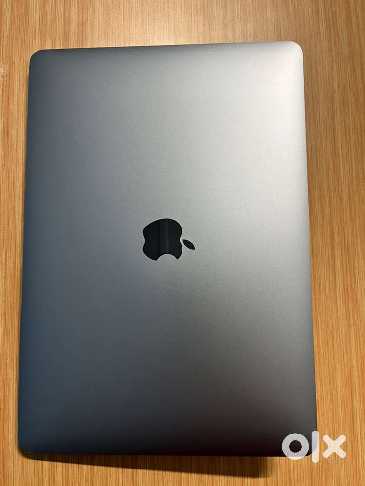 Apple MacBook Air M1 - Upto 12+ hours of battery backup