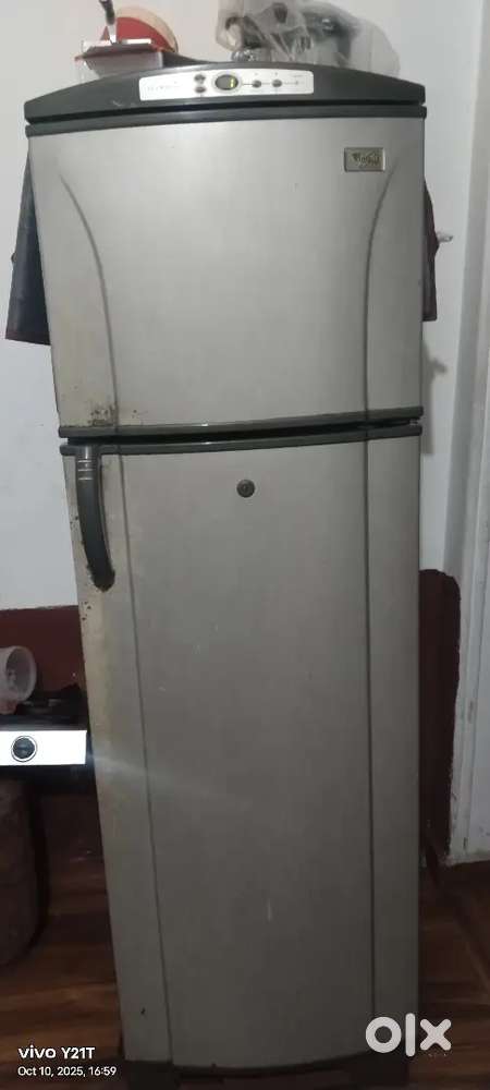 Double door fridge whirlpool company