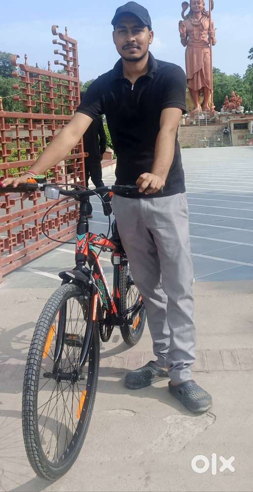 1 month old new leader renger bycicle