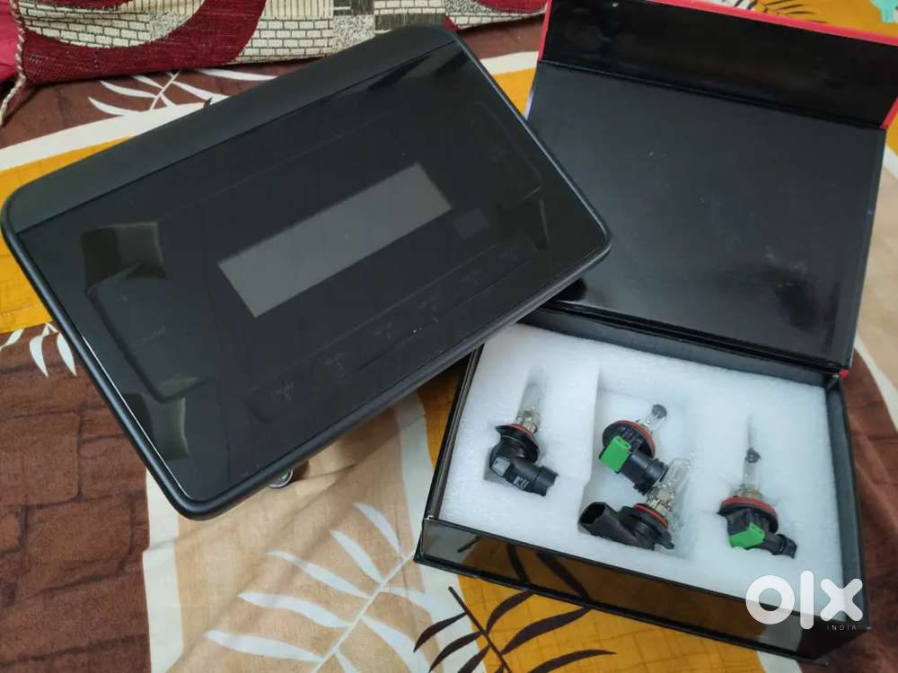 Ertiga vxi audio player and front lights