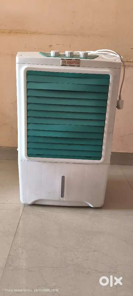 Cooler with 20L Capacity
