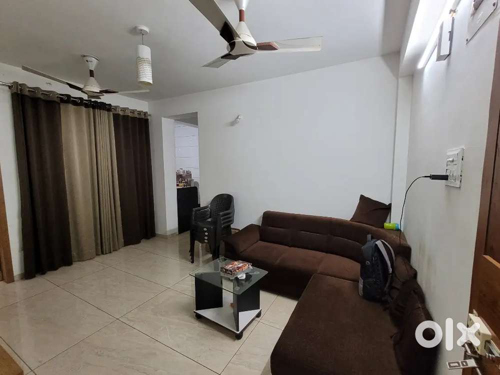 3 BHK furnished flat