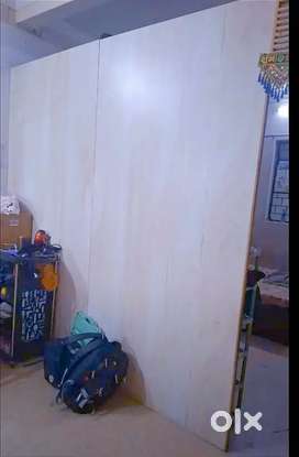 Partition! Wooden partition.