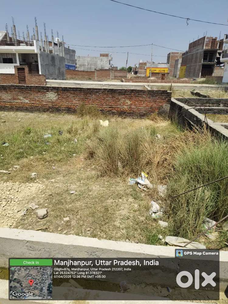 मंझनपुर जिला अस्पताल के सामने गली में न्यू शांति हॉस्पिटल के पीछे है