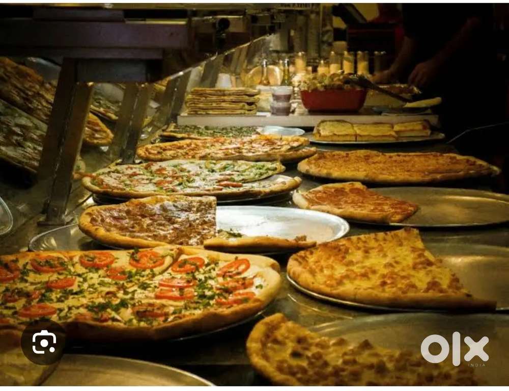 We are looking for pizza food courier driver ⁷