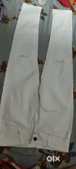 White Ripped Jeans