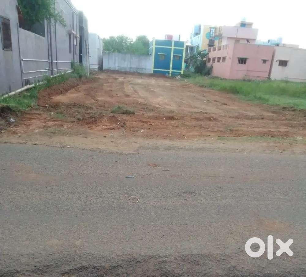 Empty plot-Ready to Construct-Clear title