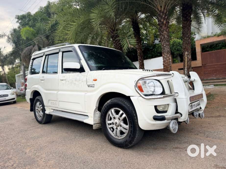 Mahindra Scorpio VLX Airbags BS III, 2012, Diesel