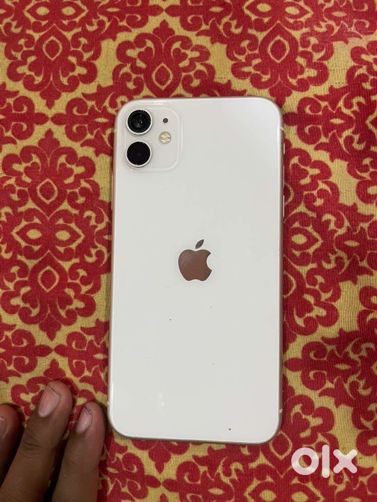 Iphone 11 white colour  64 gb