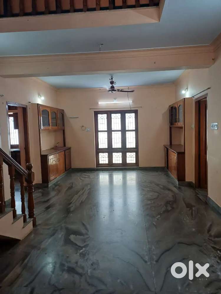 2 BHK 1st Floor Office/Bachelor's Stay Space for Rent at Pattoor