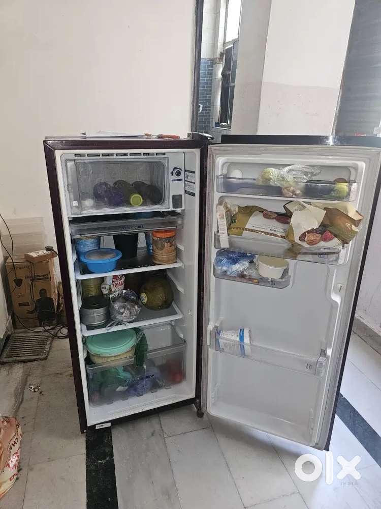 Whirlpool refrigerator 190 litre