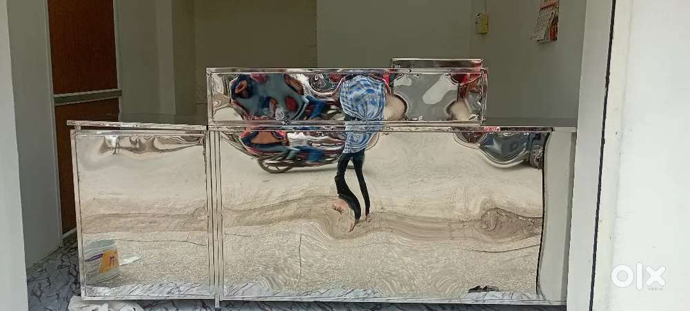 Shop counter
