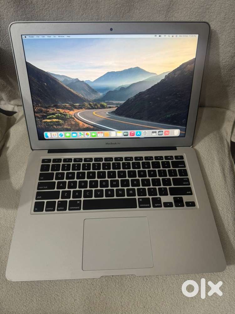 Apple Macbook Air