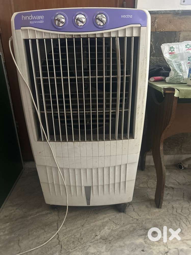 Hindware 85L dessert cooler lavender and white 85L