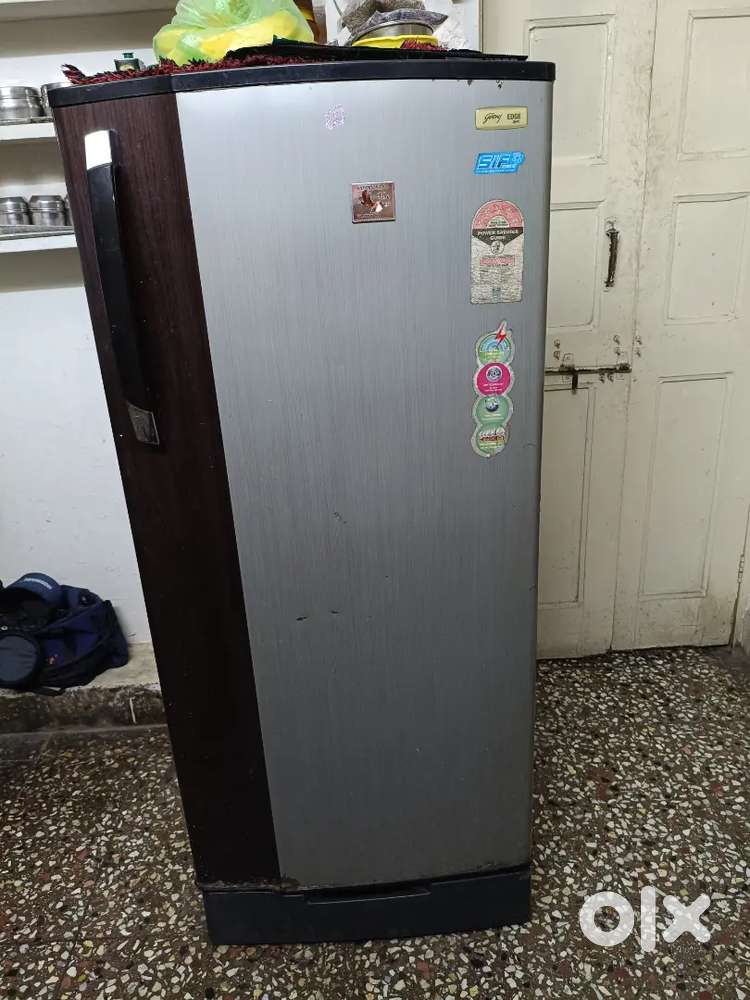 Fridge bechna hai