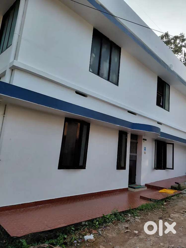 Ground floor for Rent Ulloor Aakkulam Road