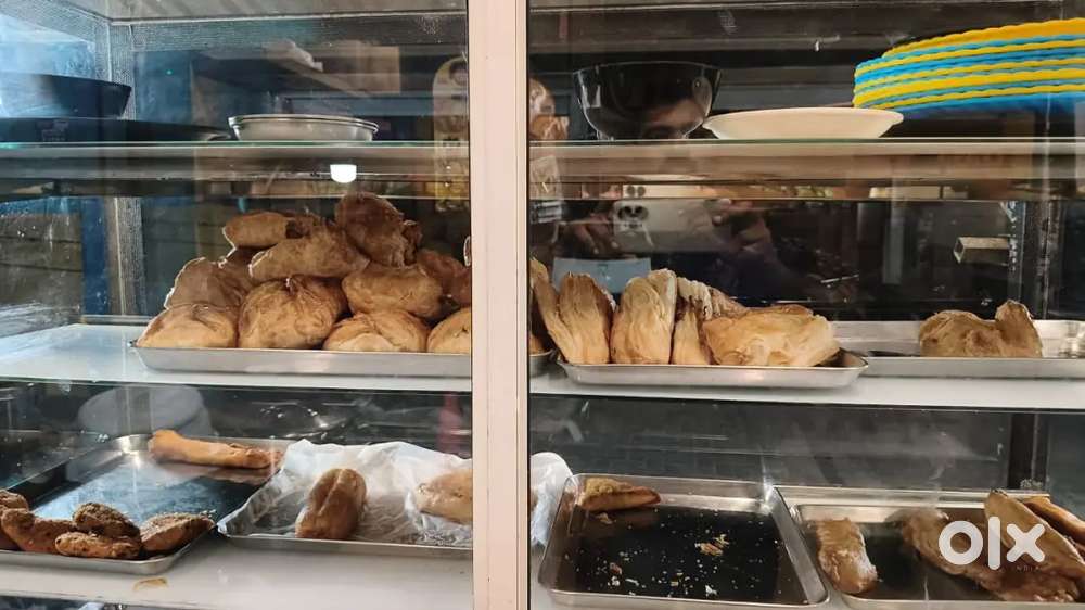 We are hiring juice and Tea maker, Hiring helper staff