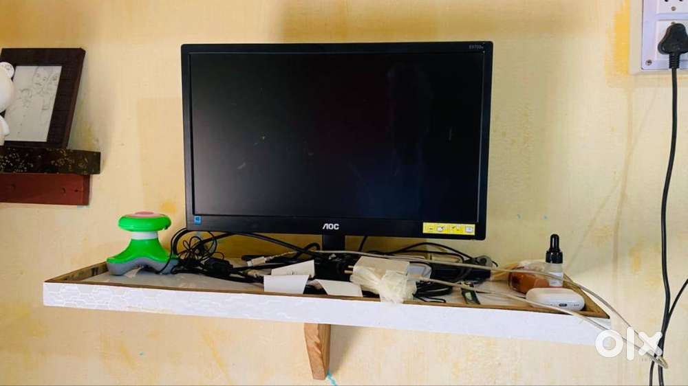 Monitor with amazon firetv stick